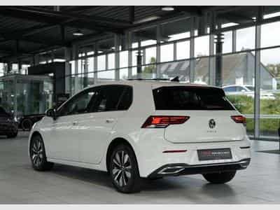 VW Golf 2.0 TDI Move *ACC *Kamera *AHK *Digital (2024) - Photo 9