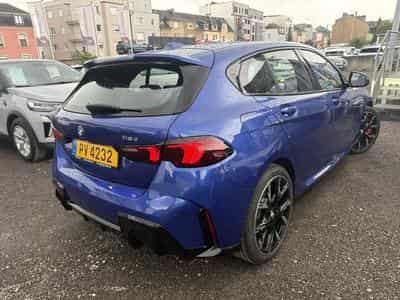 BMW 118 2.0DA PACK M 150CV AUTO (2025) - Photo 4