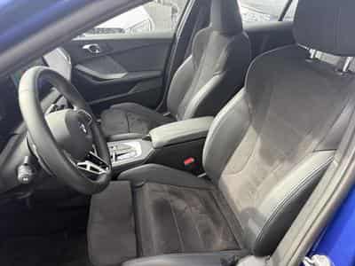 BMW 118 2.0DA PACK M 150CV AUTO (2025) - Photo 13