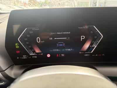 BMW 118 2.0DA PACK M 150CV AUTO (2025) - Photo 15