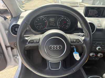 Audi A1 1.2 TSI 85CV (2012) - Photo 14