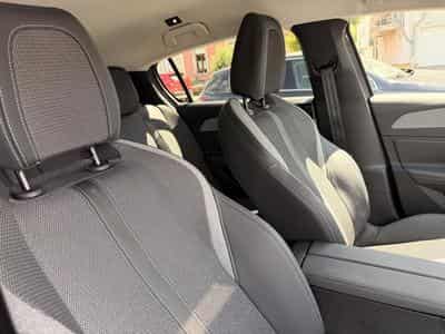 Peugeot 308 1.2 Hybride 145 ALLURE e-DCS6 (2025) - Photo 14