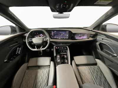Audi SQ5 SB+Quattro+S-Tronic+Pano+Luft.+AHK (2025) - Photo 2
