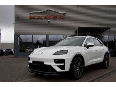 Porsche Macan Turbo (2025) - Photo 1
