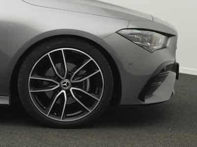 Mercedes CLA 180 AMG-Line (2025) - Photo 8