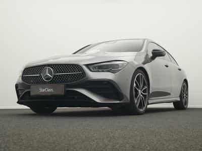 Mercedes CLA 180 AMG-Line (2025) - Photo 10