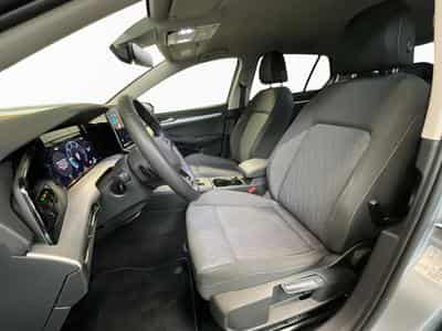 VW Golf Life+DSG+Navi+LED (2025) - Photo 11