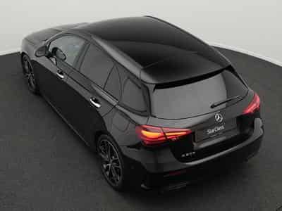 Mercedes A 200 AMG-Line Multi+Kamera+Night+19" (2025) - Photo 13
