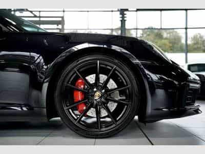 Porsche 911 Coupé Carrera 4S *Chrono *Pano*S-Abgas (2023) - Photo 12