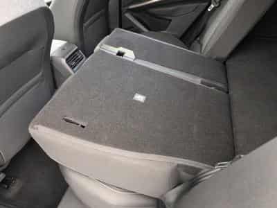 Peugeot 3008 Hybrid 145 e-DCS6 Allure (2025) - Photo 12