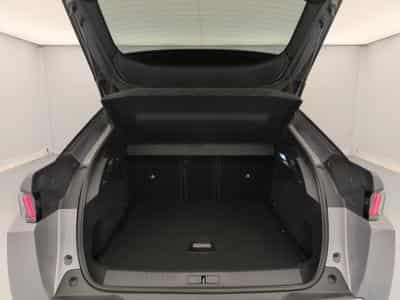 Peugeot 3008 Hybrid 145 e-DCS6 Allure (2025) - Photo 11