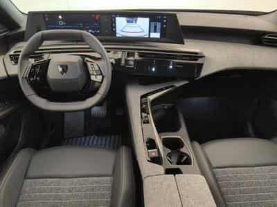 Peugeot 3008 Hybrid 145 e-DCS6 Allure (2025) - Photo 13
