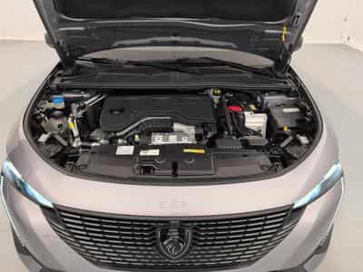 Peugeot 308 Hybrid 145 e-DCS6 Allure (2025) - Photo 10