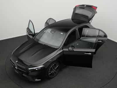 Mercedes A 200 d AMG-Line Multi+Kamera+Night+19" (2025) - Photo 14