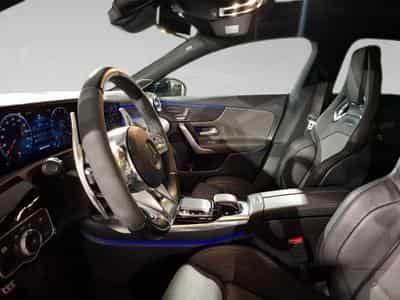 Mercedes CLA 2.0 CLA35 AMG (2019) - Photo 4