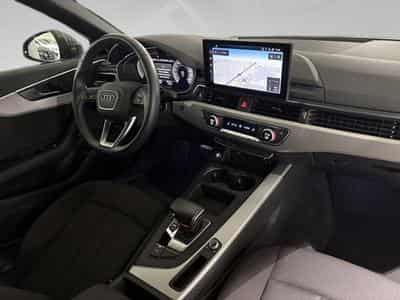 Audi A4 Avant 2.0 TDI S tronic S line (2023) - Photo 7