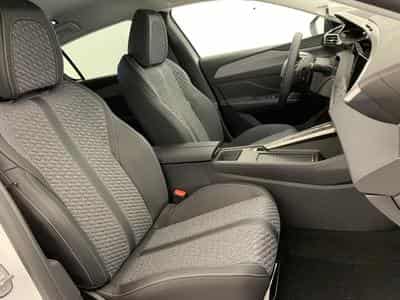 Peugeot 308 HYBRID 145 E-DCS6 ALLURE (2026) - Photo 9