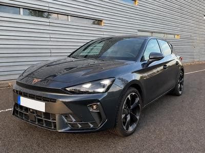 Cupra Leon CUPRA Leon 1.5 eTSI DSG7 110KW/150 ch (2025) - Photo 1