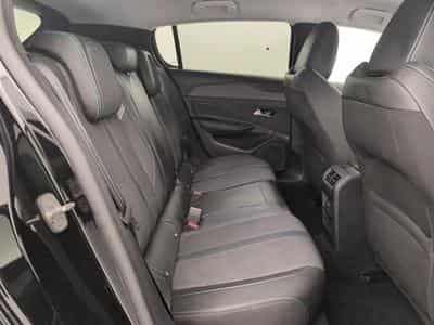 Peugeot 308 Hybrid 145 e-DCS6 Allure (2025) - Foto 10