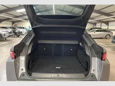 Peugeot 3008 Hybrid 145 e-DCS6 Allure (2025) - Photo 11