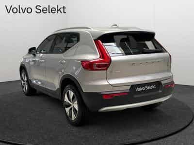 Volvo XC40 B3 Core / Essence (2024) - Foto 8