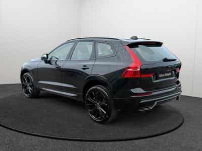 Volvo XC60 B5 AWD Ultra Black Edition / Essence (2025) - Foto 5