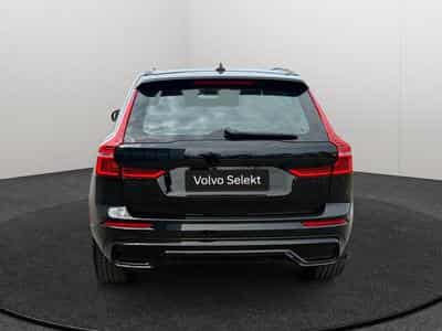 Volvo XC60 B5 AWD Ultra Black Edition / Essence (2025) - Foto 6
