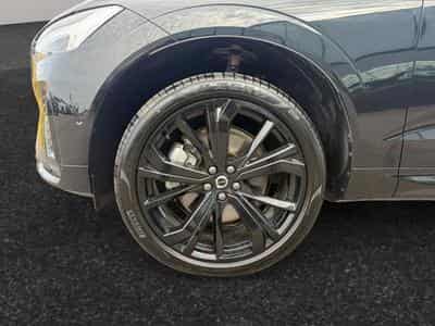 Volvo XC60 B5 AWD Ultra Black Edition / Essence (2025) - Foto 14