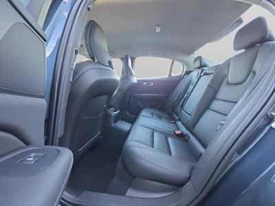 Volvo S60 T8 AWD Plus Dark / Hybride (2025) - Photo 13