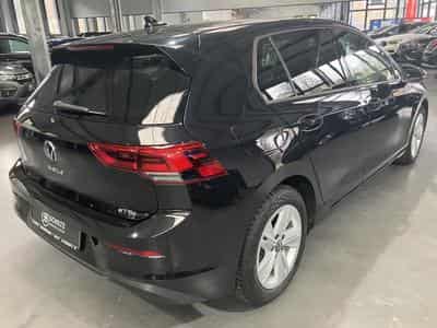 VW Golf 1.5 eTSI Life DSG 150HP (2023) - Photo 3