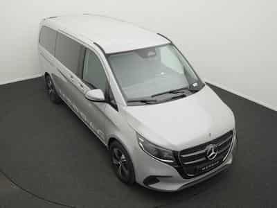 Mercedes V d 4MATIC STYLE Lang (2025) - Photo 10