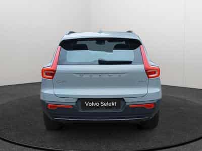 Volvo XC40 Plus Dark B3 Mild Hybrid (2025) - Photo 4