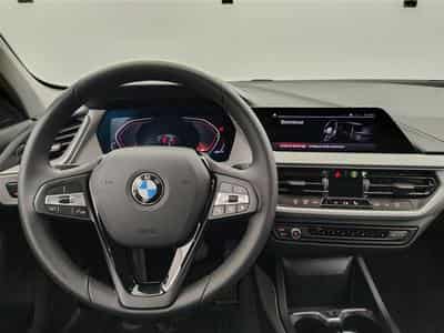 BMW 116 iA NAVI / FULL LED / PDC AV-AR (2023) - Photo 9