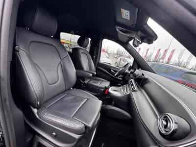 Mercedes V EXCLUSIVE EXTRA LONGUE L3 4MATIC AIRMATIC 2.0L 237CV (2025) - Photo 9