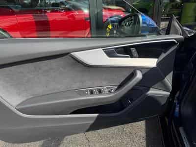 Audi A5 Cabriolet S-Line 2.0L 35 TFSI 150ch /Attelage/Sièges chauffa (2022) - Photo 10