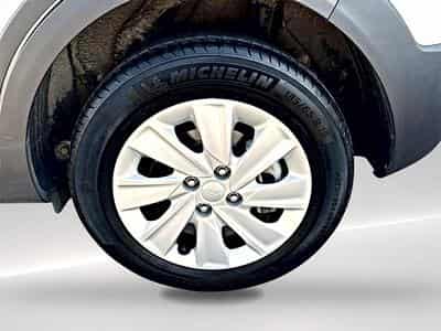 Kia STONIC 1.0 T-GDI 100 MOTION (2023) - Foto 9