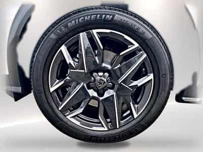 Peugeot 5008 HYBRID 145 ALLURE E-DCS6 (2025) - Foto 9
