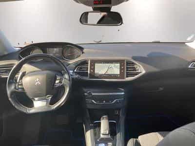 Peugeot 308 1.5 BLUEHDI 130 ALLURE EAT8 (2018) - Photo 10