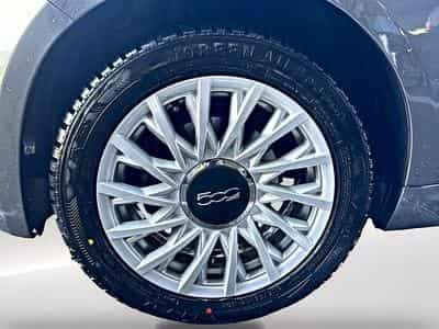Fiat 500 1.2 8V 69 LOUNGE (2017) - Photo 9