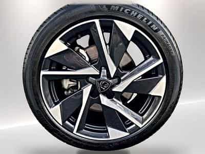 Peugeot 308 1.5 BLUEHDI 130 ALLURE EAT8 (2025) - Photo 9