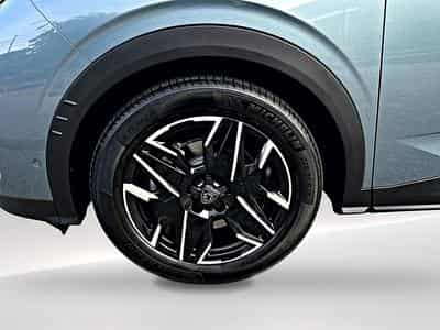 Peugeot 3008 1.2 HYBRID 145 ALLURE E-DCS6 (2025) - Photo 8