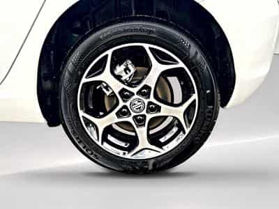 MG MG3 1.5 HYBRID+ 195 LUXURY (2026) - Photo 9