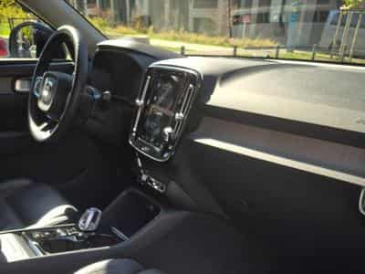 Volvo XC40 VOLVO XC40T2 automatic Essence Plus Dark (2022) - Photo 3