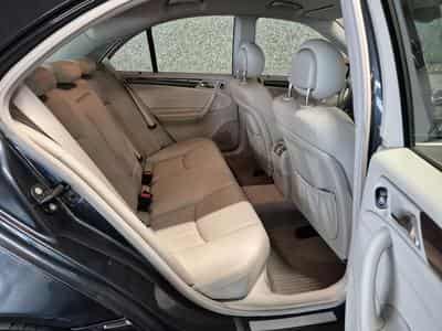 Mercedes C 240 V6 AUTO CUIR 1 HAND new Model (2005) - Photo 7