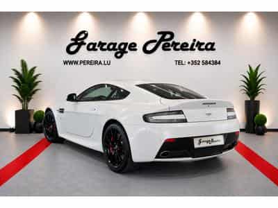 Aston-Martin V8 Vantage EUROPA CARBON CUIR NAVI (2013) - Photo 2