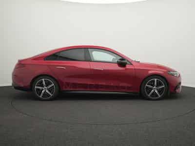 Mercedes CLA 180 AMG-Line (2025) - Photo 5