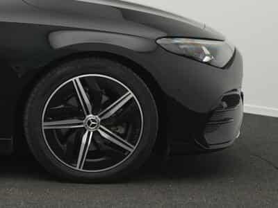 Mercedes CLA 180 AMG-Line (2025) - Photo 8