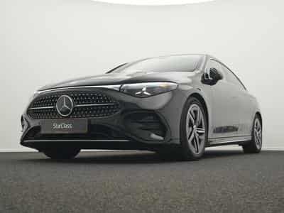Mercedes CLA 180 AMG-Line (2025) - Photo 10