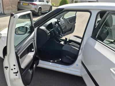 Skoda Fabia (2014) - Foto 12