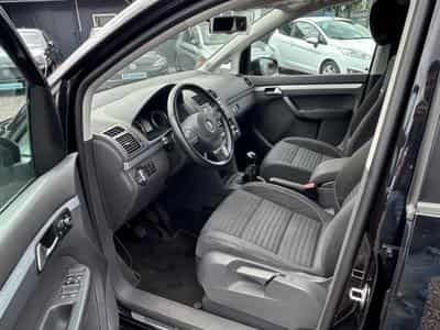 VW Touran Touran Cup 1.4 *SHZ*AHK*2. Hand*Euro5* (2014) - Photo 7